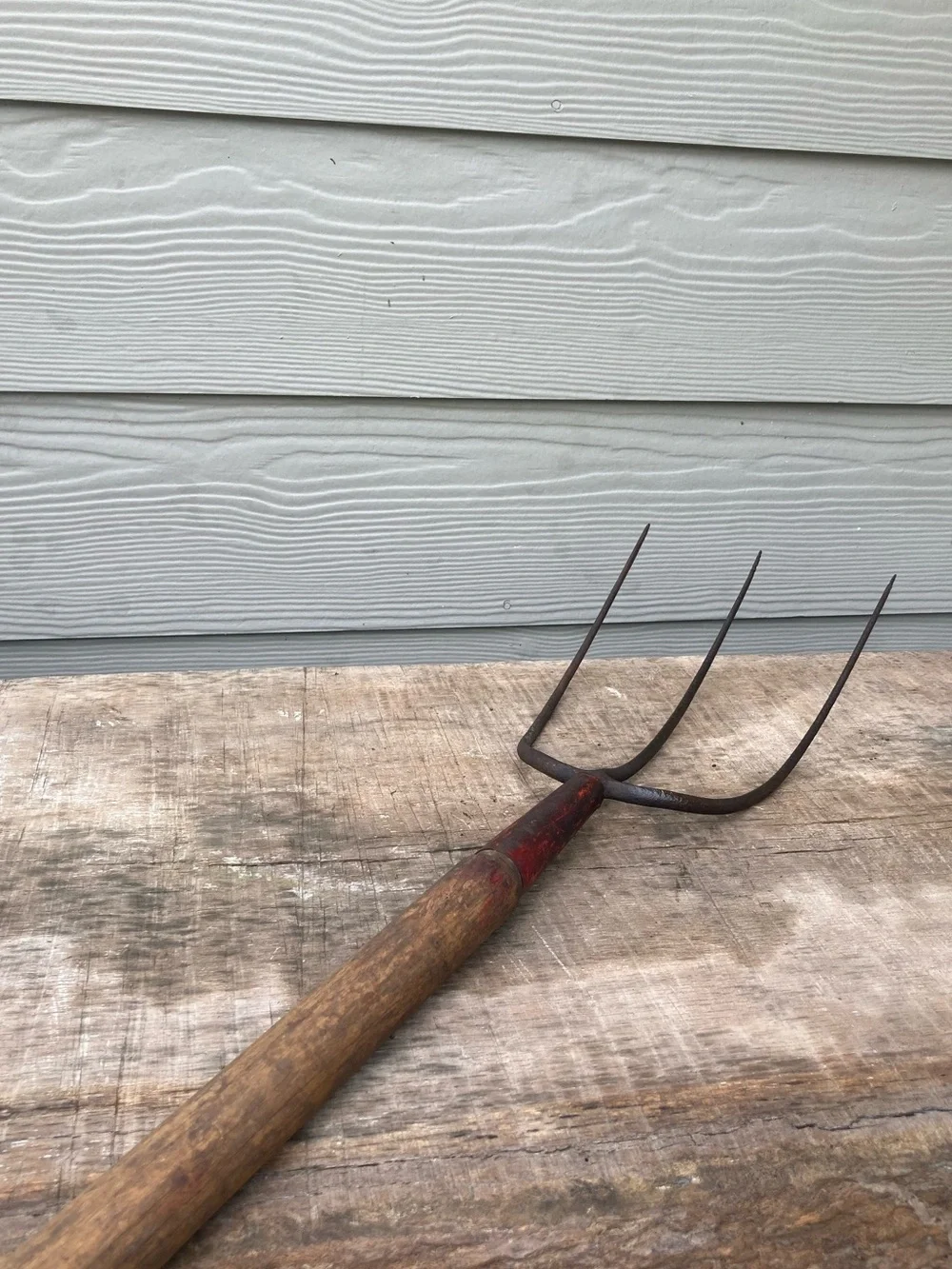 Vintage Garden Pitchfork with Wooden Handle 3 Tines 68” - Picture 10 of 16